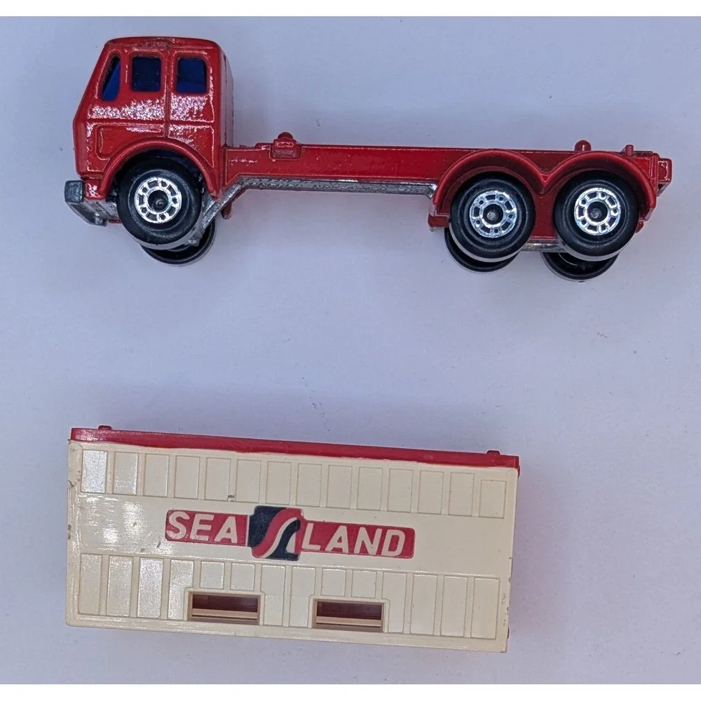 Matchbox Superfast 42 Mercedes Container Truck Sea-Land Red Lesney England Boxed